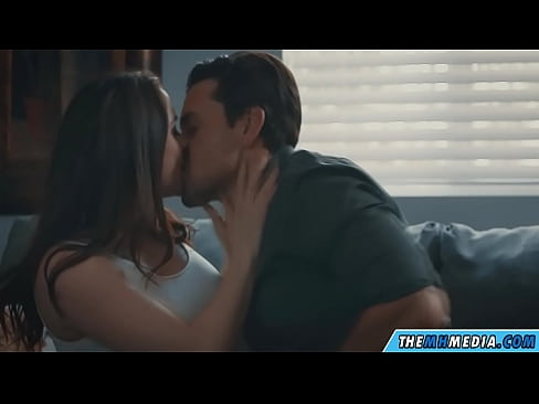 ❤️ Rhyw rhamantus gyda mam busty dda ❤ Rhyw super wrthon ni ️❤
